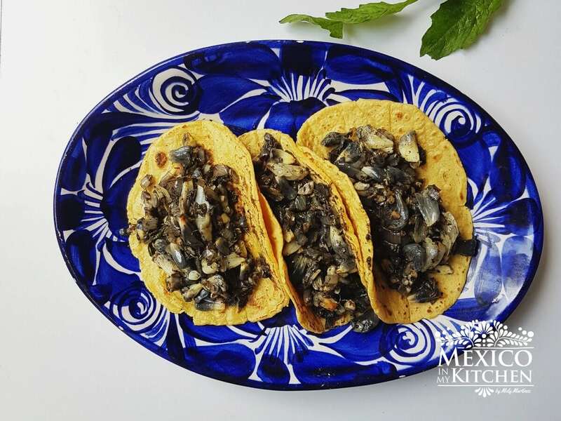 huitlacoche tacos