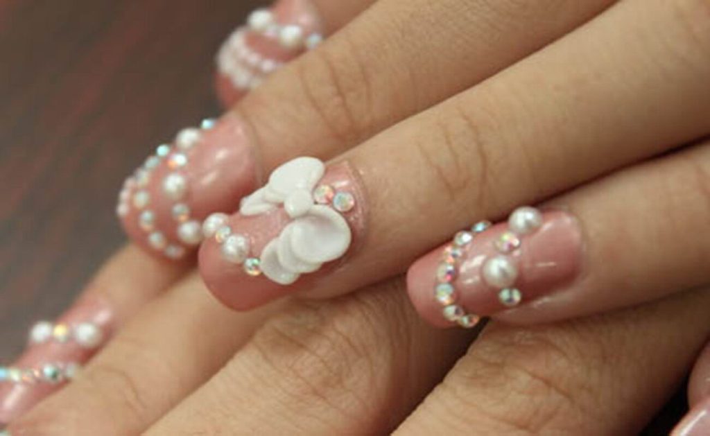 studded nail art