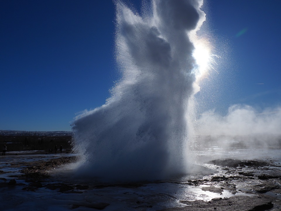 Geyser primaverile Islanda
