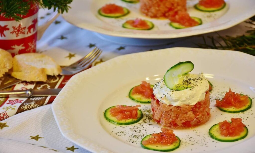 Semplice tortino di salmone per un menù cene veloci estive