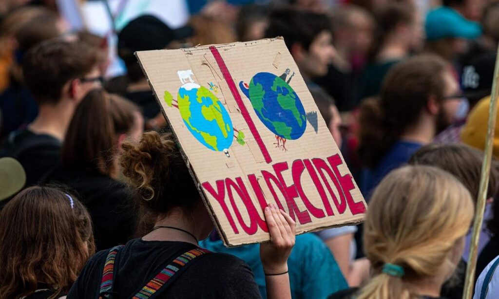 Una miniera e una decisione finale che ancora divide. Per il clima negli scorsi mesi si sono tenute diverse manifestazioni ma c'è anche malcontento per la non costruzione